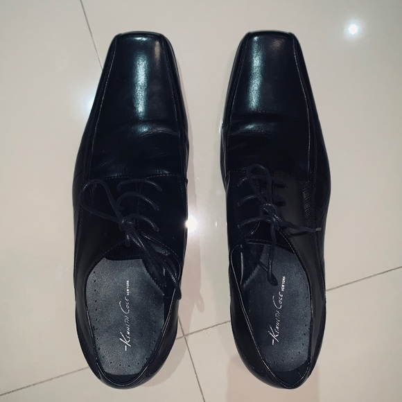 Kenneth Cole Shoes Size 9.5M - Picture 1 of 1